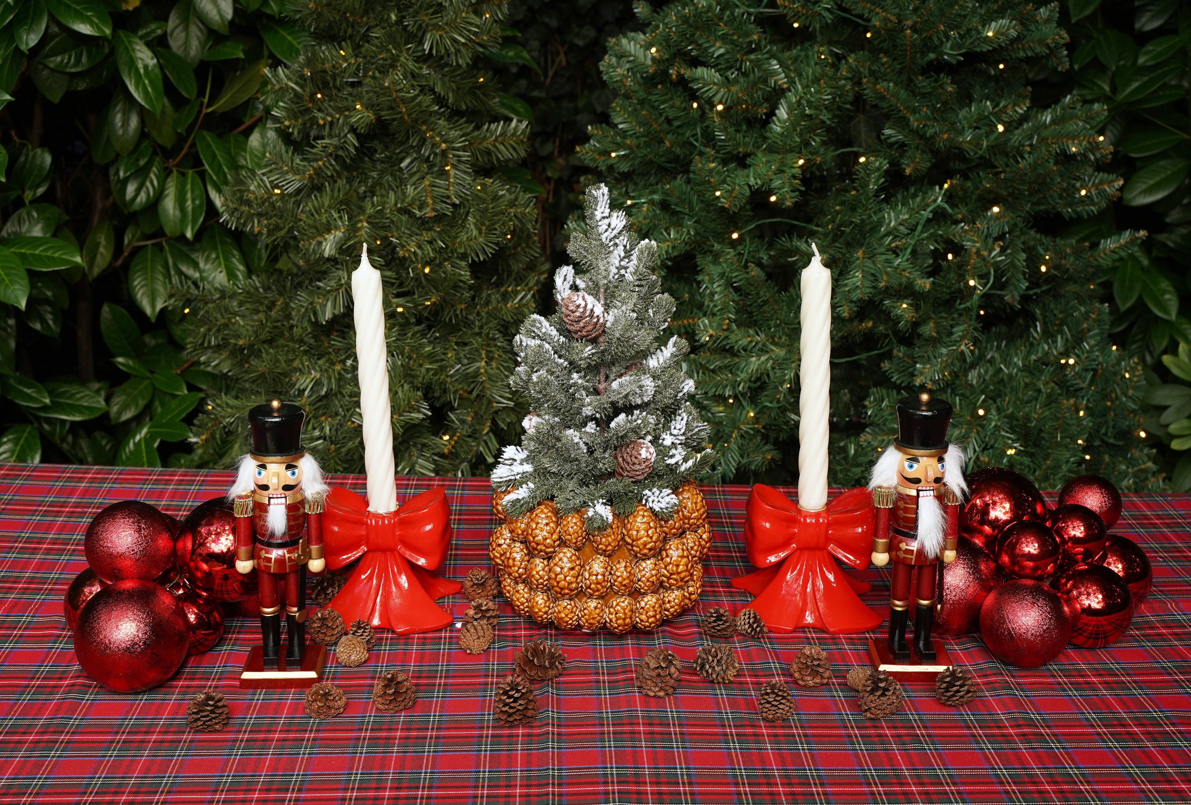 Centerpiece Collection Holiday Magic