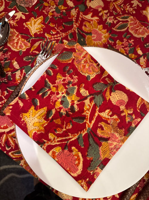Napkin Magic Ruby (set of 4)