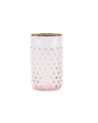 Hobnail Gläser Rosa auf der gedeckten Tafel