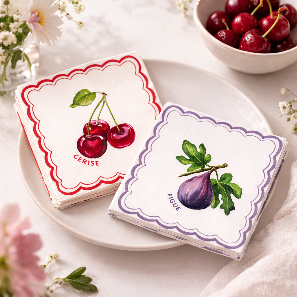 Paper napkins with cherry and fig motif