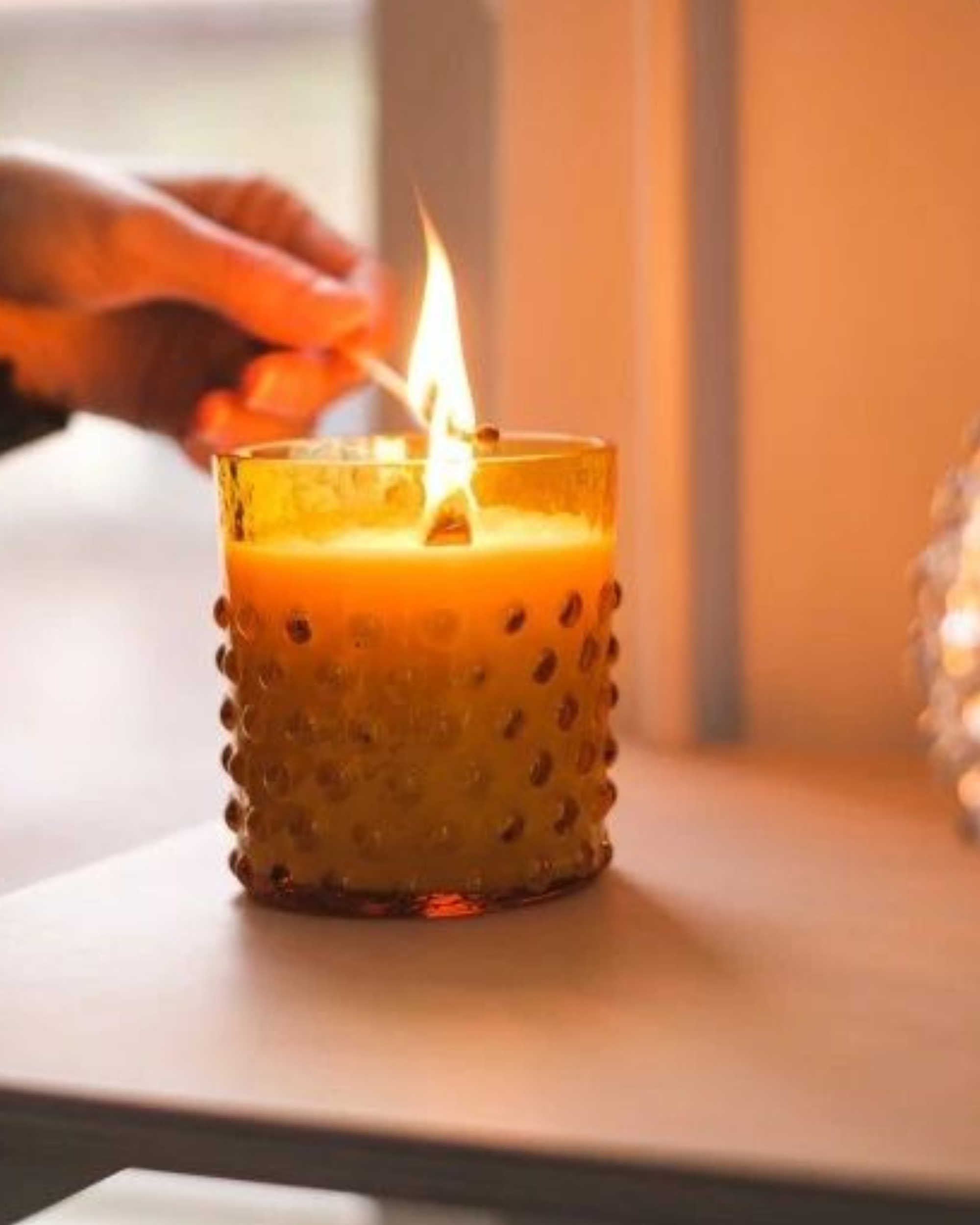 Anna von Lipa Hobnail Scented Honey & Sandalwood