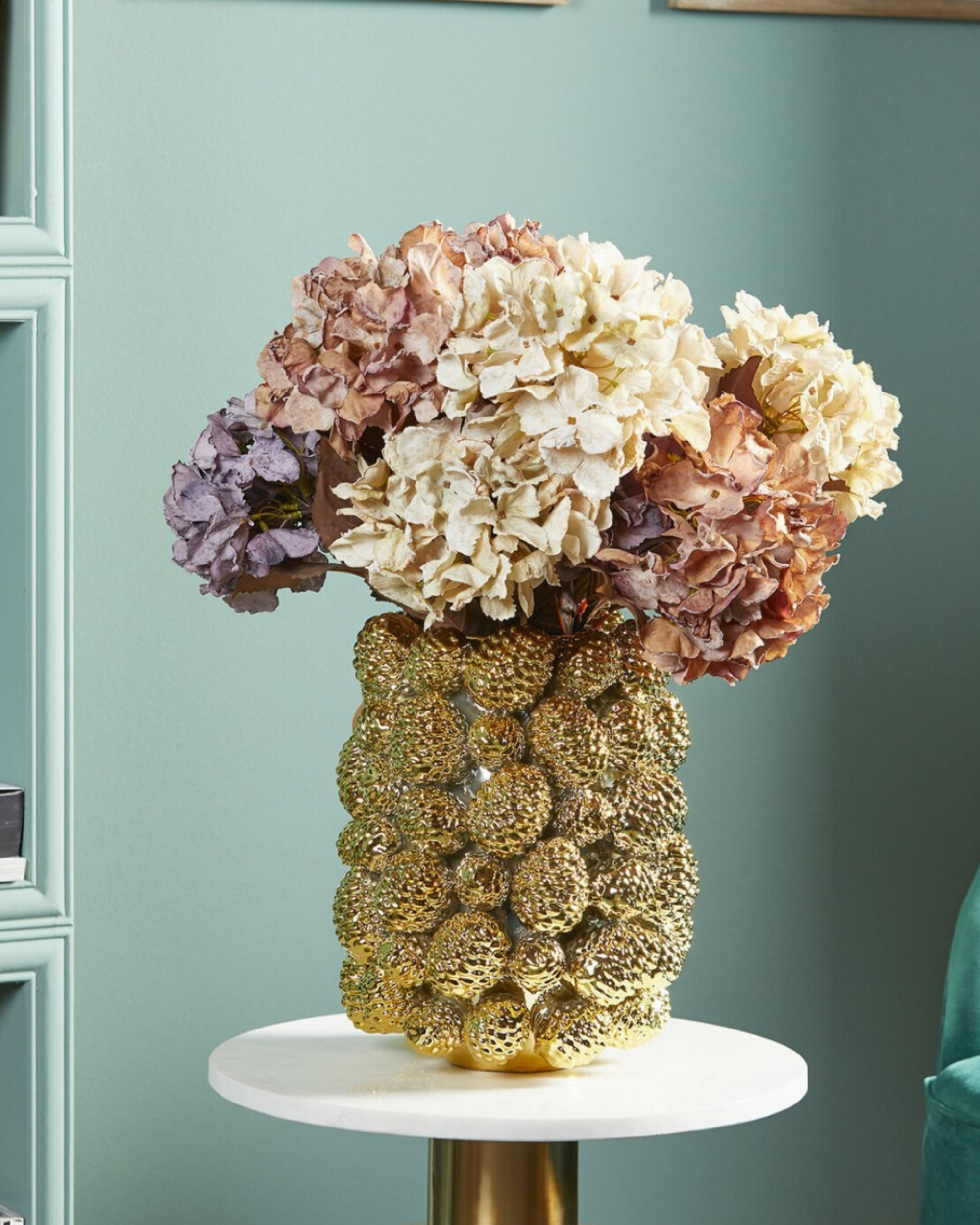 Pine Vase Chakra Gold