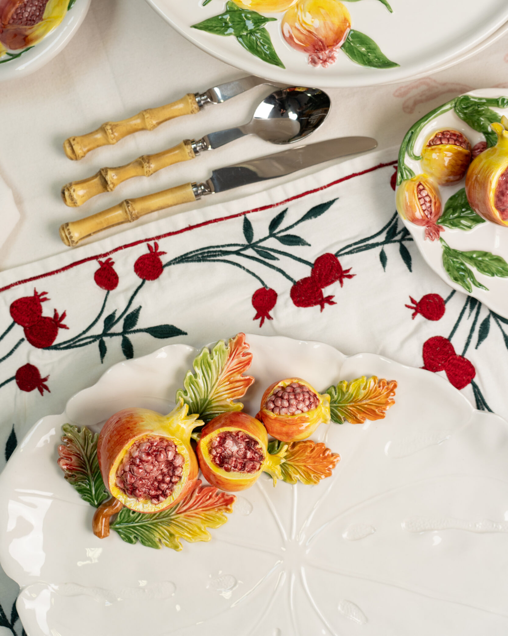 Servierplatte Granatapfel Keramik