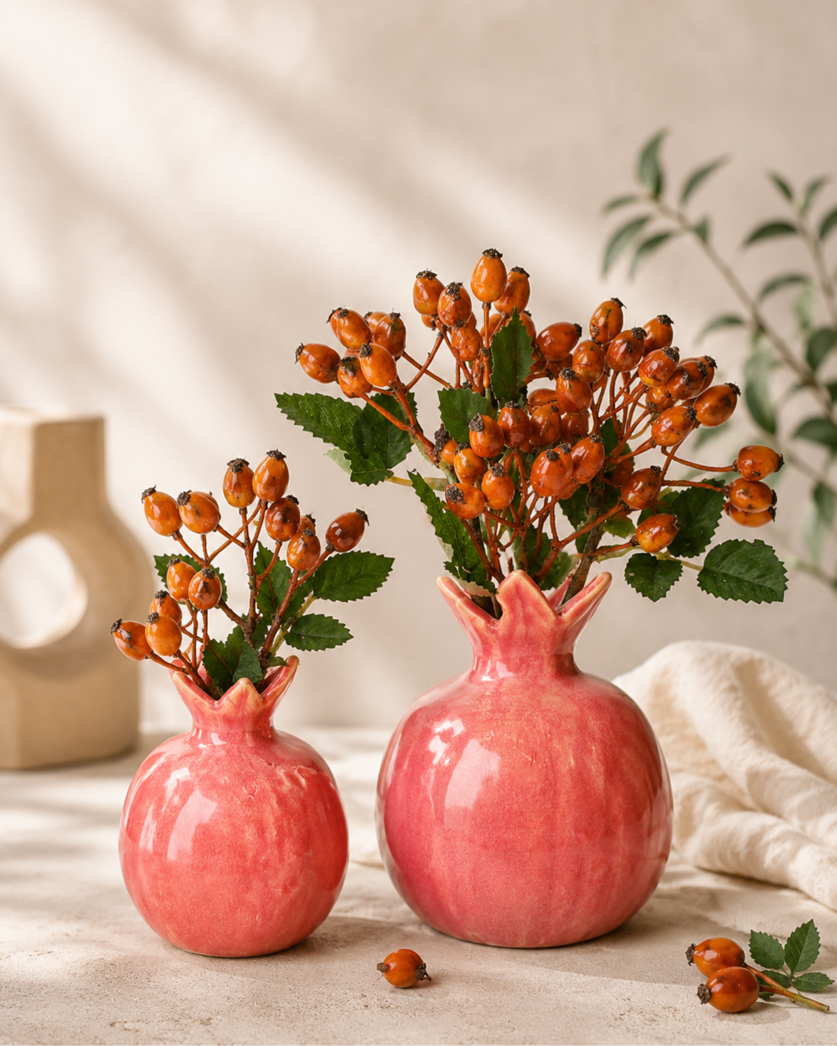 Rosehip Amber (3 stems)