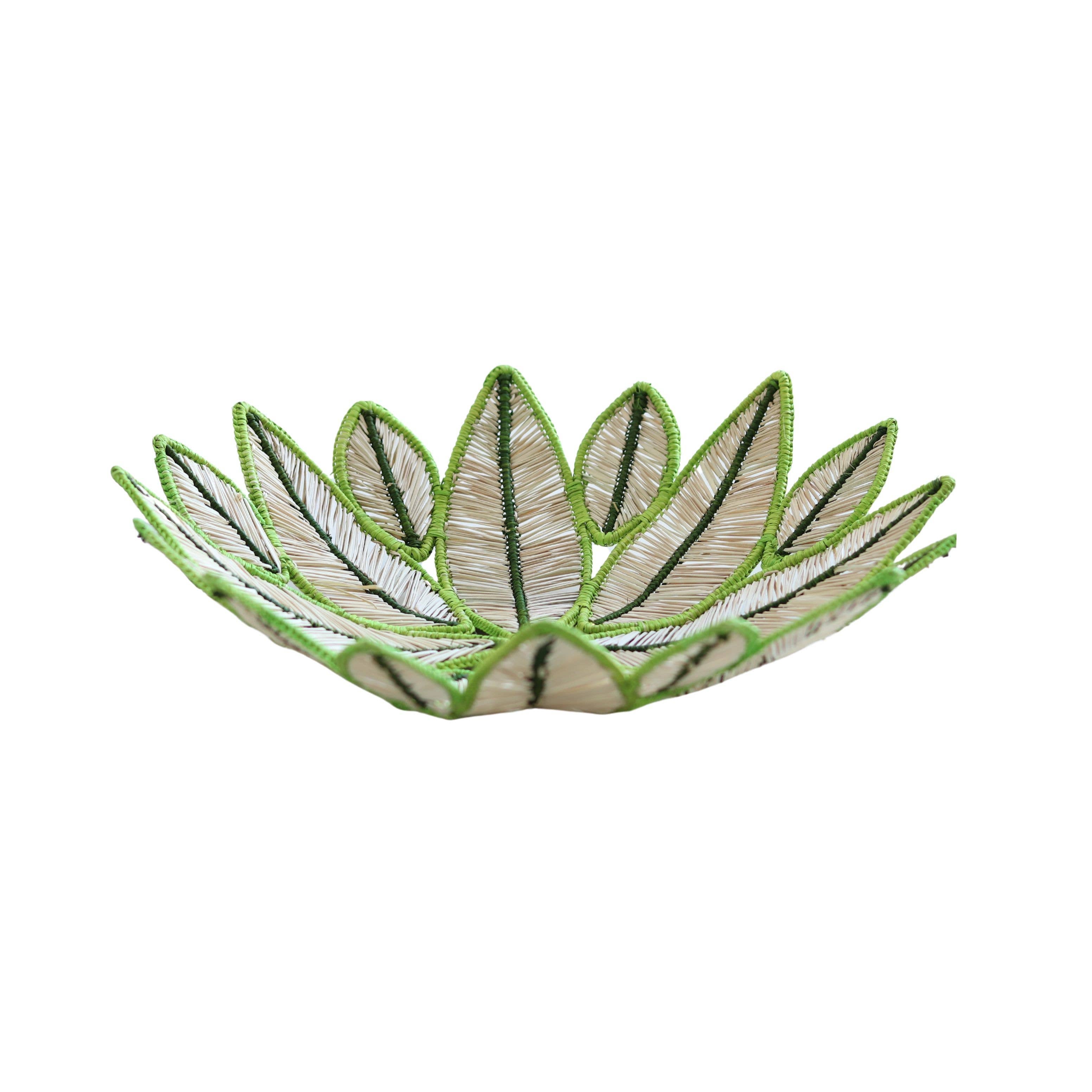 Handwoven bowl “Marquise Leaves” – Green